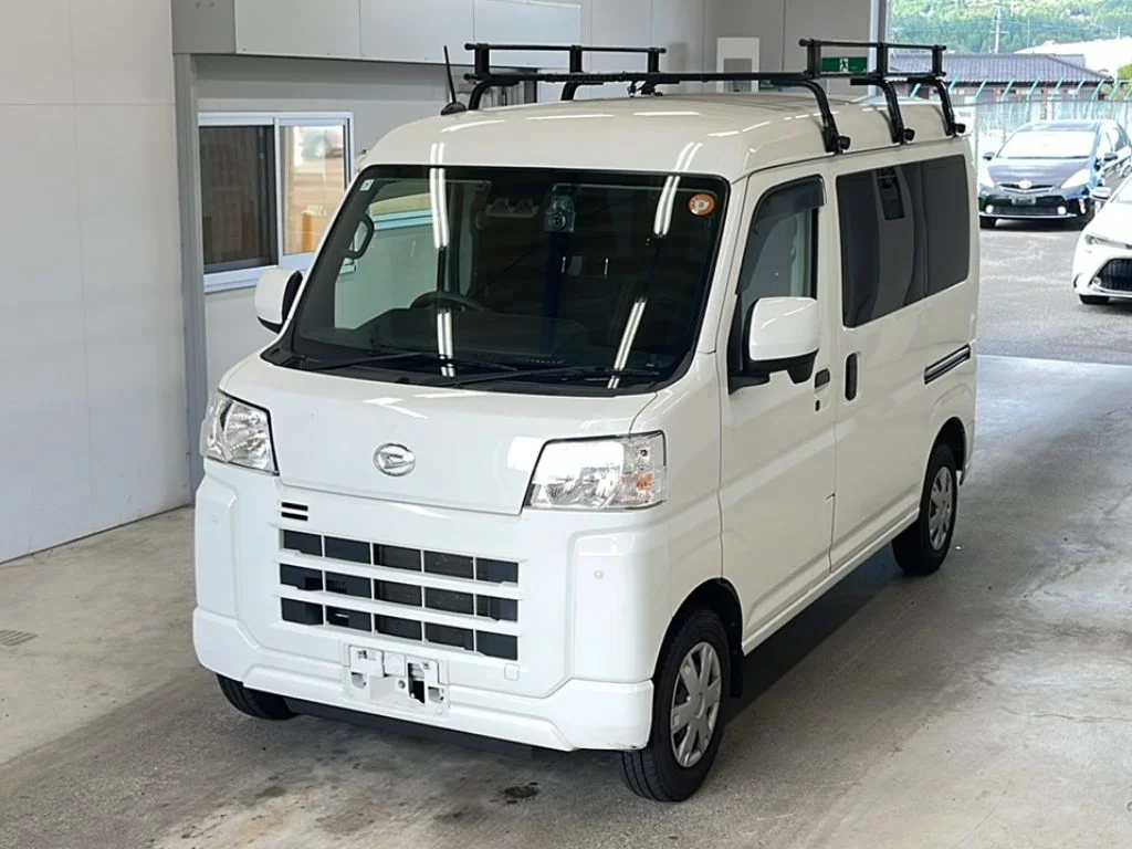 Daihatsu Hijet Cargo S700V 2022